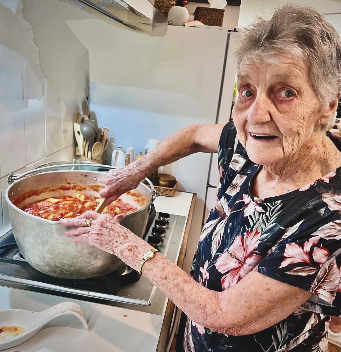 Margaret Muriel ‘June’ WOOD (Brown)