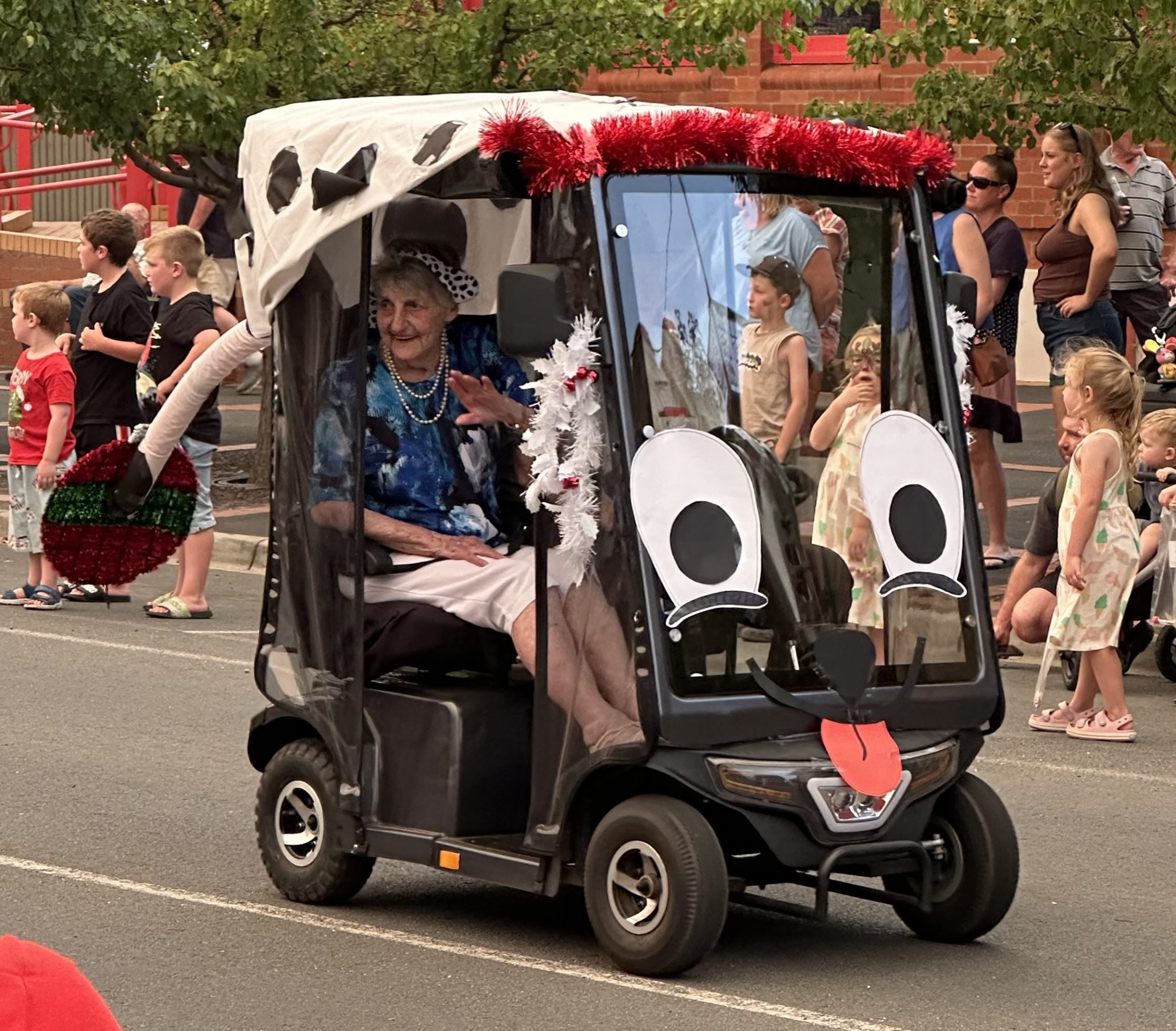 Margaret Muriel ‘June’ WOOD (Brown)